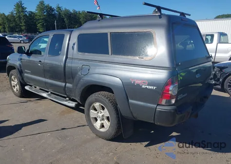 2010 Toyota Tacoma Base V6 z USA, uszkodzony, nr VIN 5TEUU4EN1AZ712164